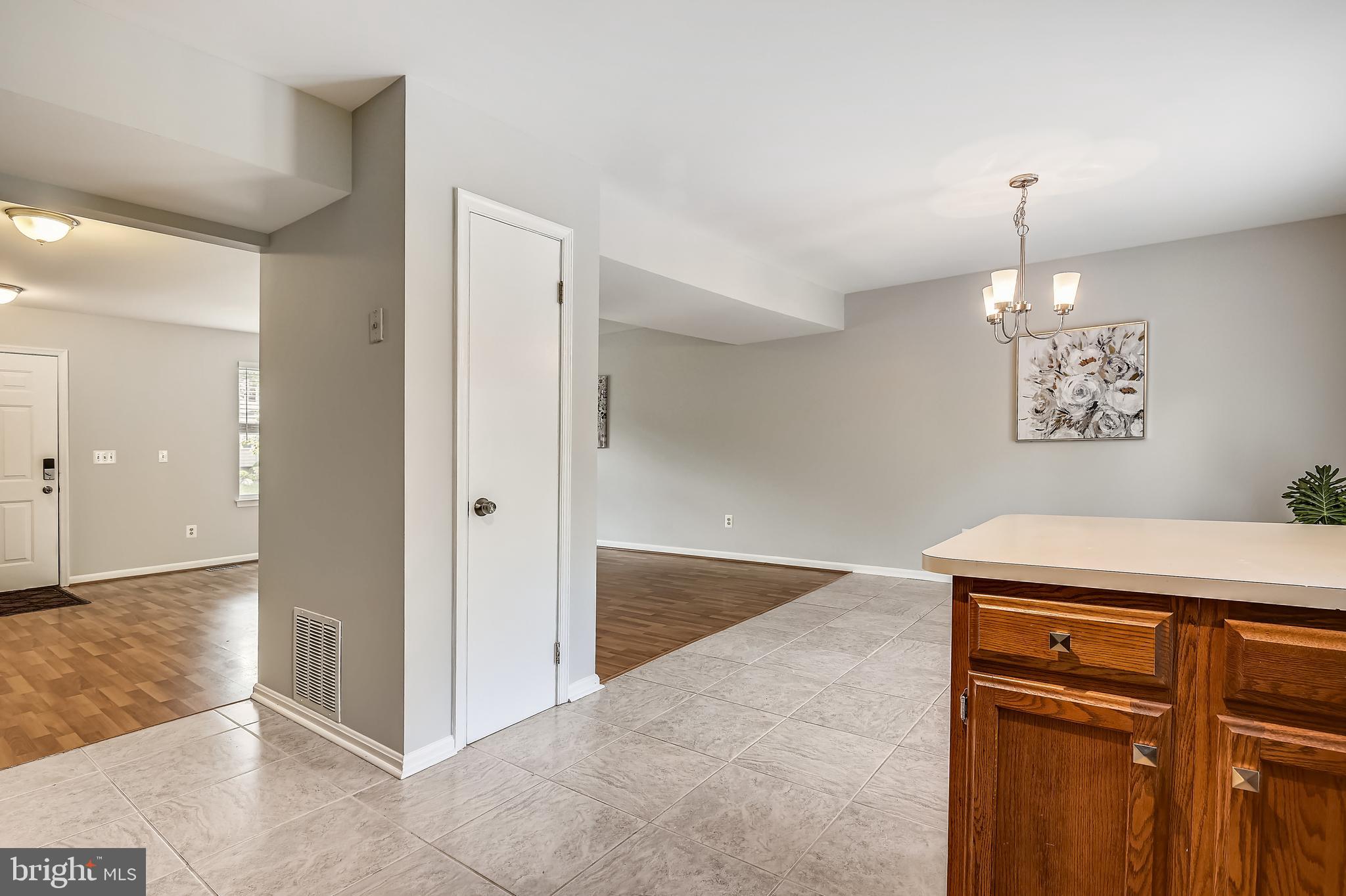 986 Pebblestone Road Pasadena, MD 21122 - Photo 13 of 57 Gallery Image 13