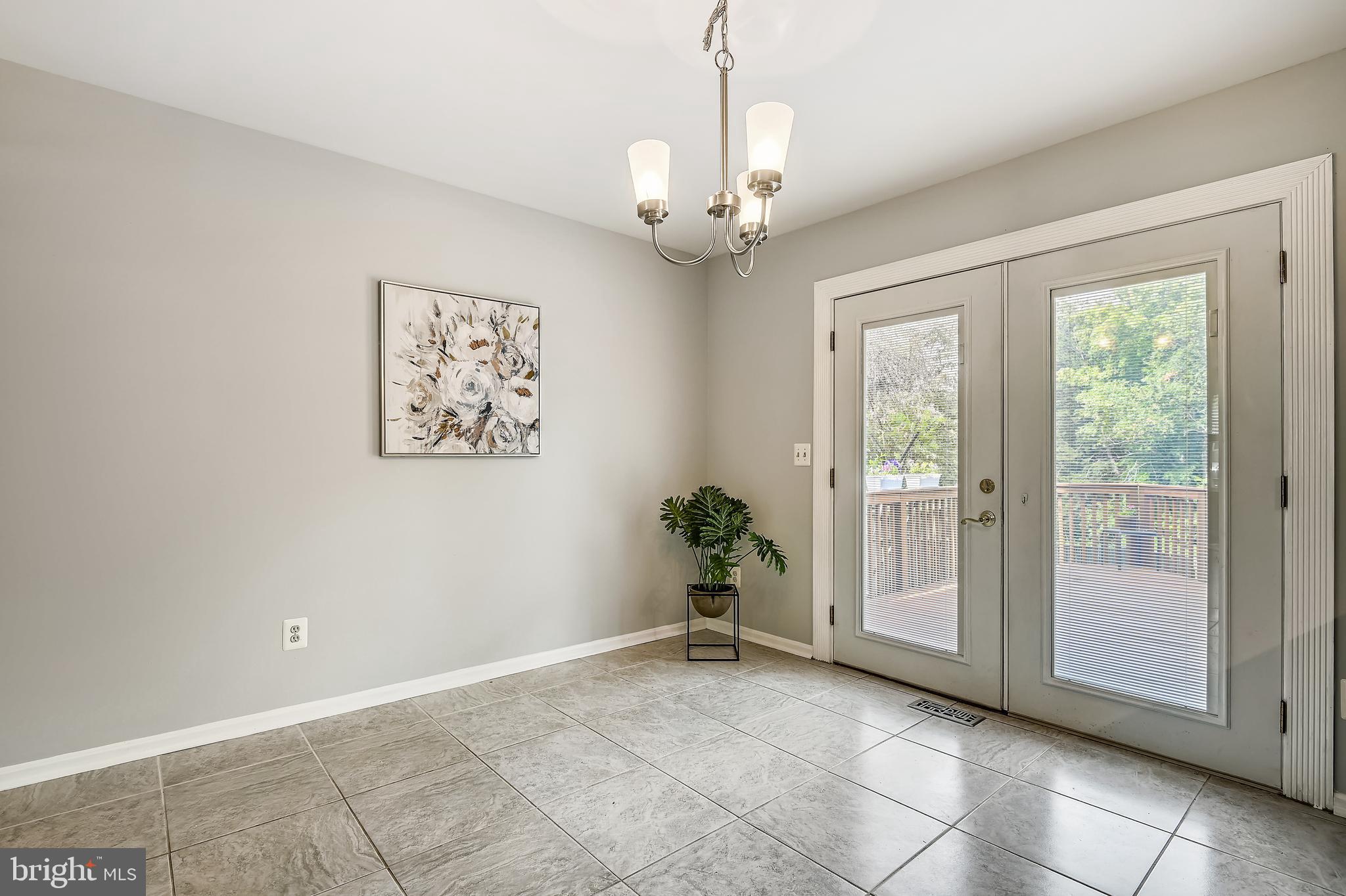 986 Pebblestone Road Pasadena, MD 21122 - Photo 15 of 57 Gallery Image 15