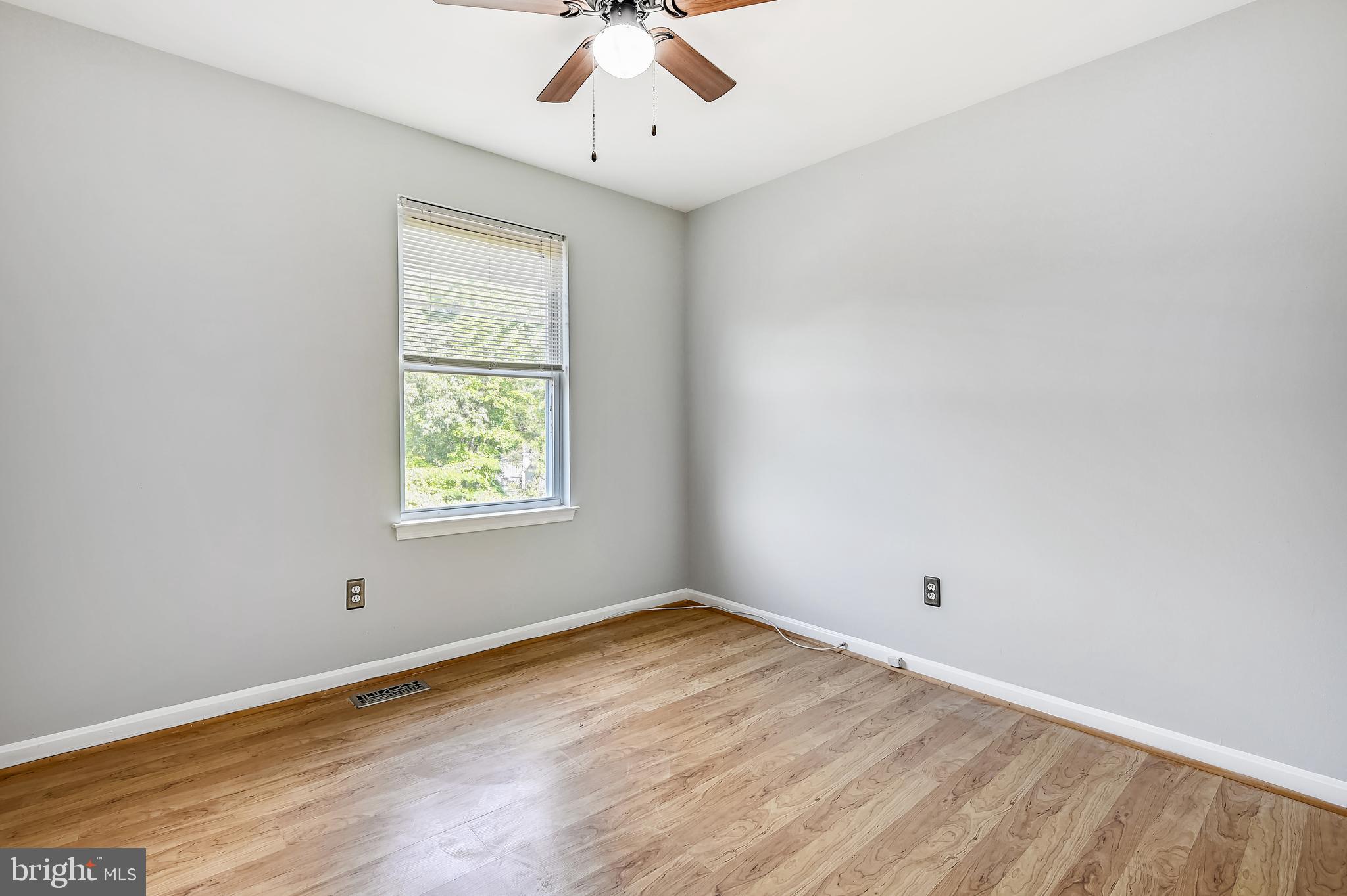 986 Pebblestone Road Pasadena, MD 21122 - Photo 29 of 57 Gallery Image 29