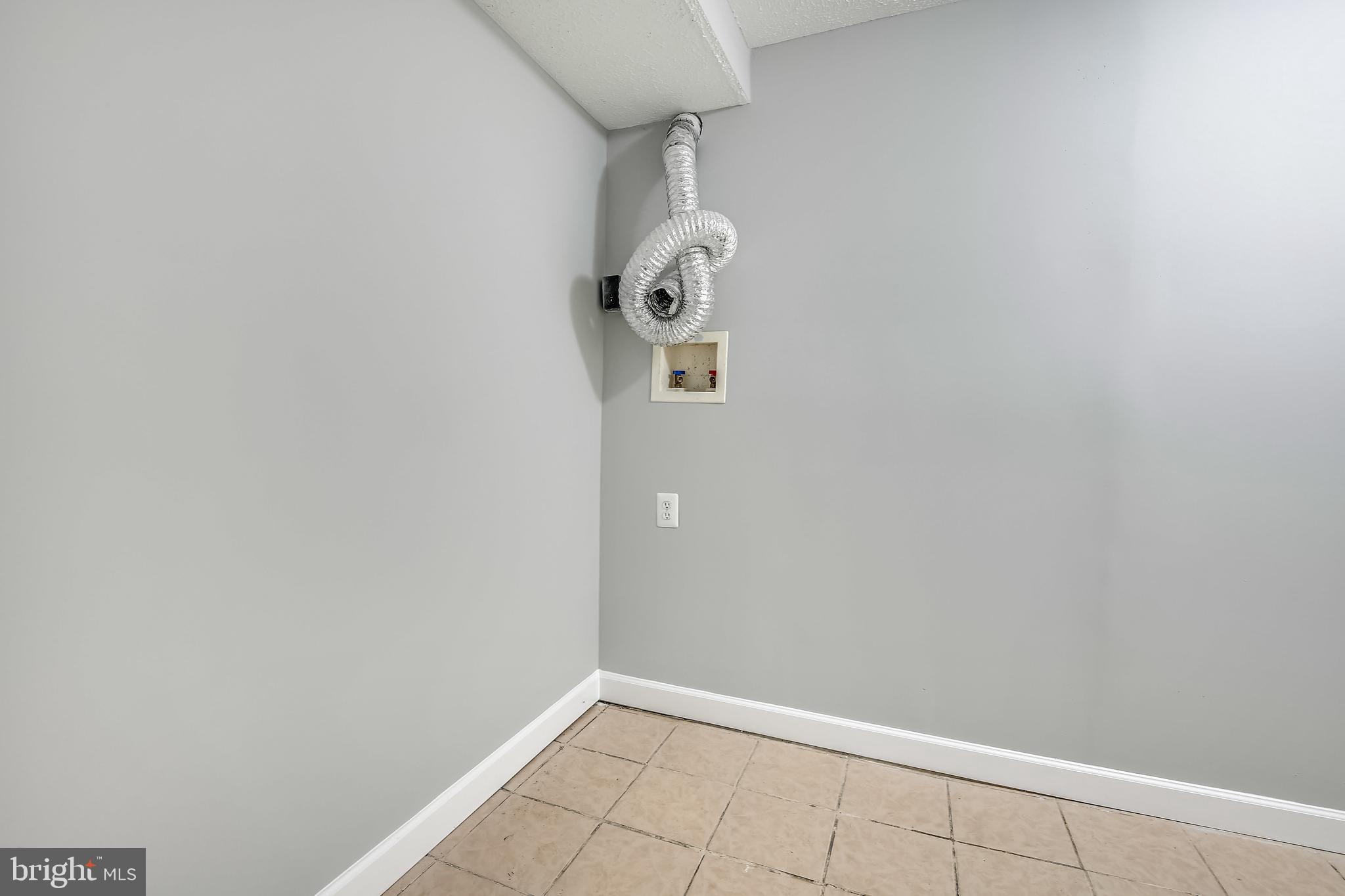 986 Pebblestone Road Pasadena, MD 21122 - Photo 49 of 57 Gallery Image 49