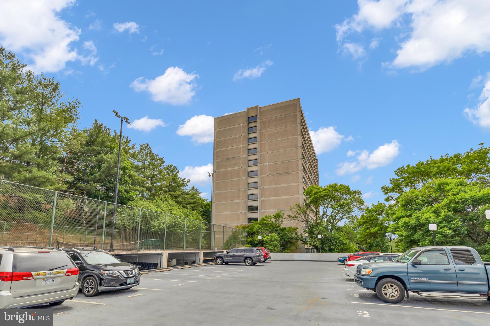 5911 Edsall Road, Unit 803 Alexandria, VA 22304 - Photo 32 of 34