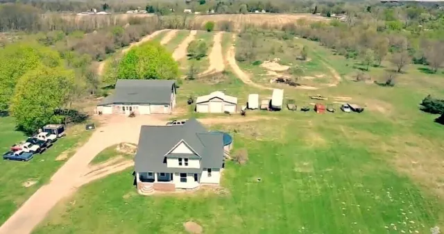 $299,900 | 3011 East Empire Avenue, Benton Harbor, MI 49022