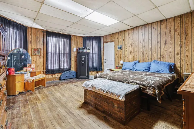 $299,900 | 3011 East Empire Avenue, Benton Harbor, MI 49022