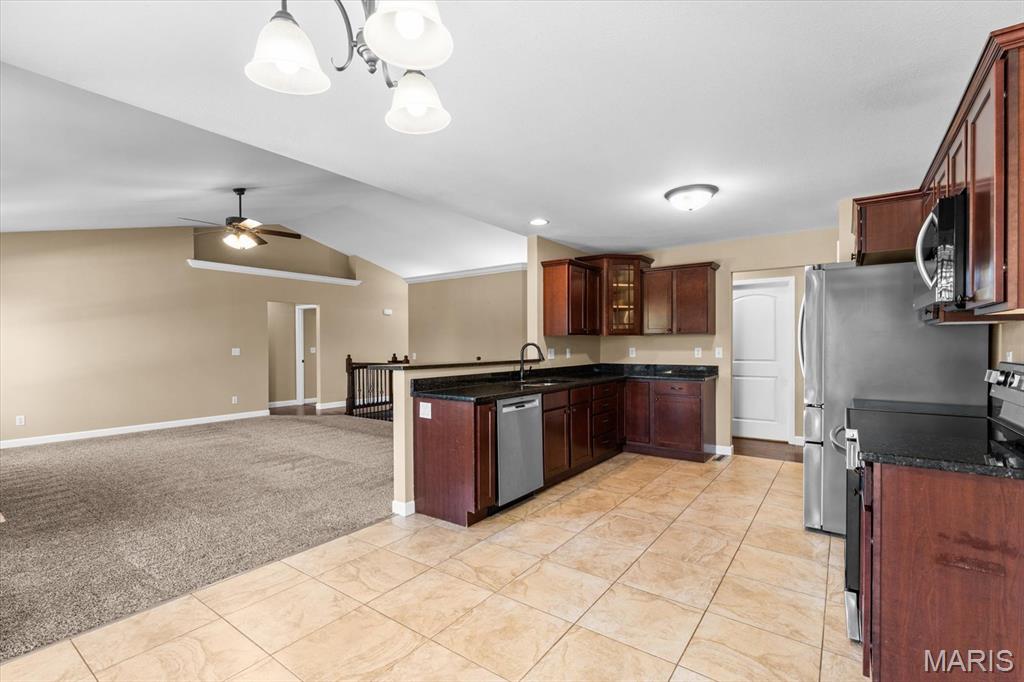 1239 Rutledge Drive Troy, IL 62294 - Photo 12 of 41