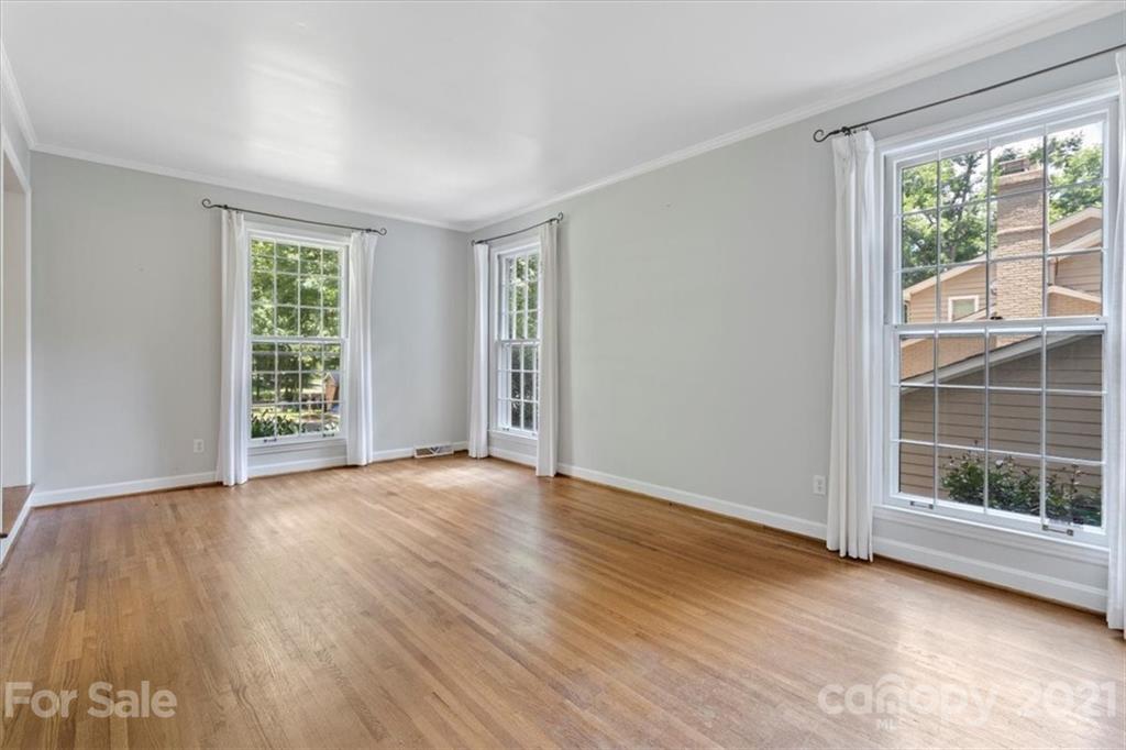 6124 Gate Post Road Charlotte, NC 28211 - Photo 17 of 40 Gallery Image 17