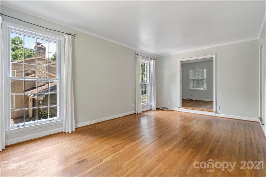 6124 Gate Post Road Charlotte, NC 28211 - Photo 18 of 40 Gallery Image 18