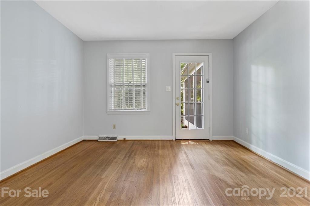 6124 Gate Post Road Charlotte, NC 28211 - Photo 19 of 40 Gallery Image 19