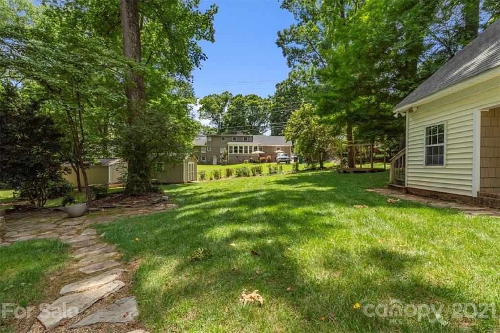6124 Gate Post Road Charlotte, NC 28211 - Photo 38 of 40 Gallery Image 38