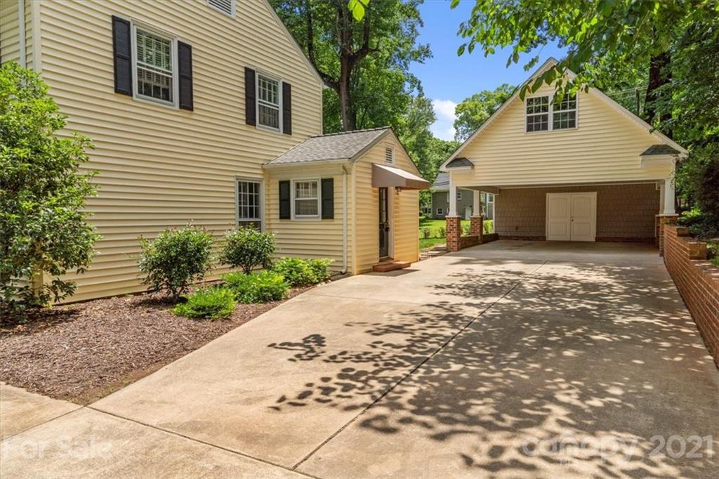 6124 Gate Post Road Charlotte, NC 28211 - Photo 40 of 40 Gallery Image 40