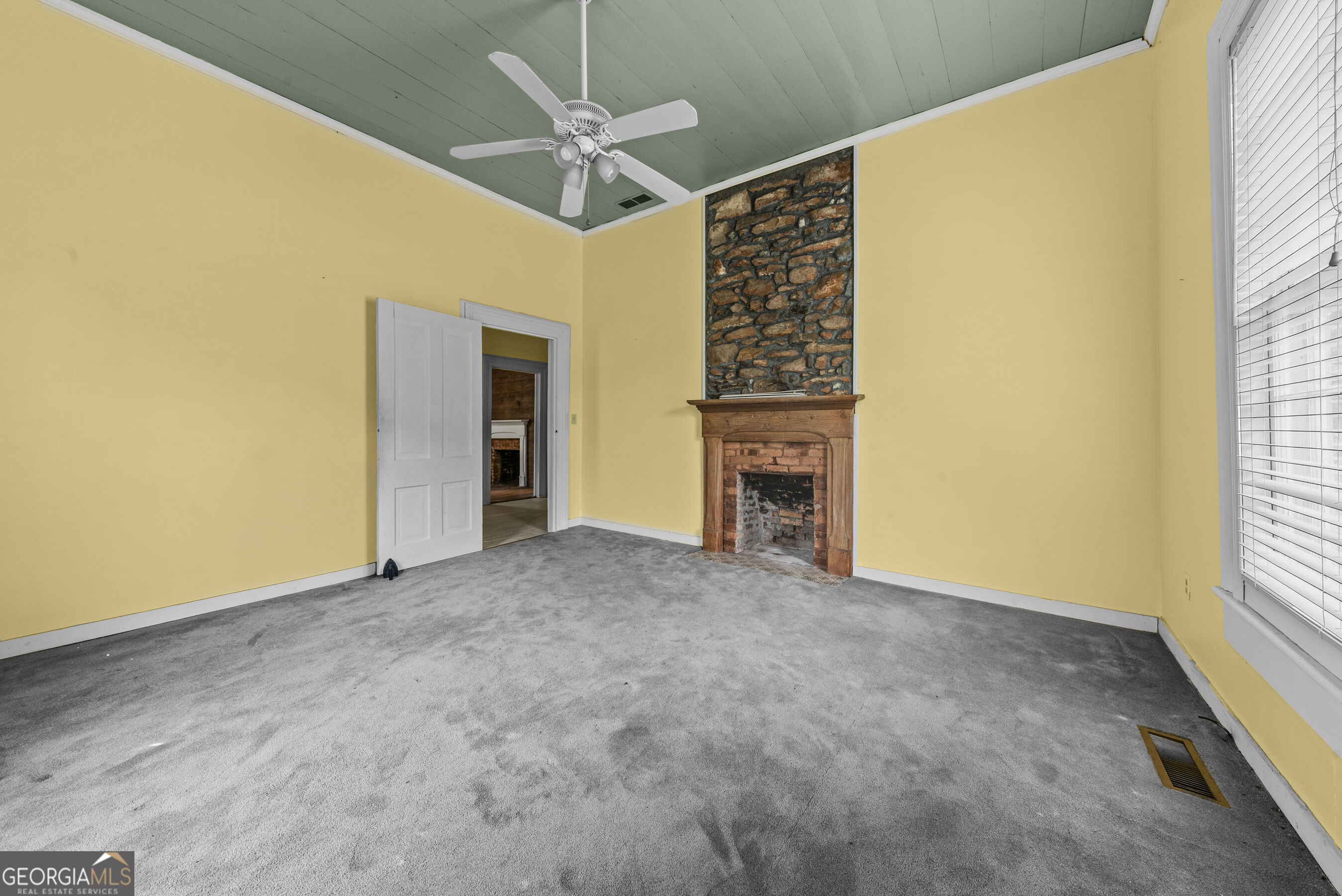 1047 Dixie Road Covington, GA 30014 - Photo 14 of 46 Gallery Image 14
