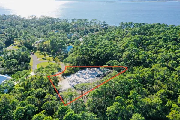 $55,000 | 305 Sweet Bay Circle, Eastpoint, FL 32328