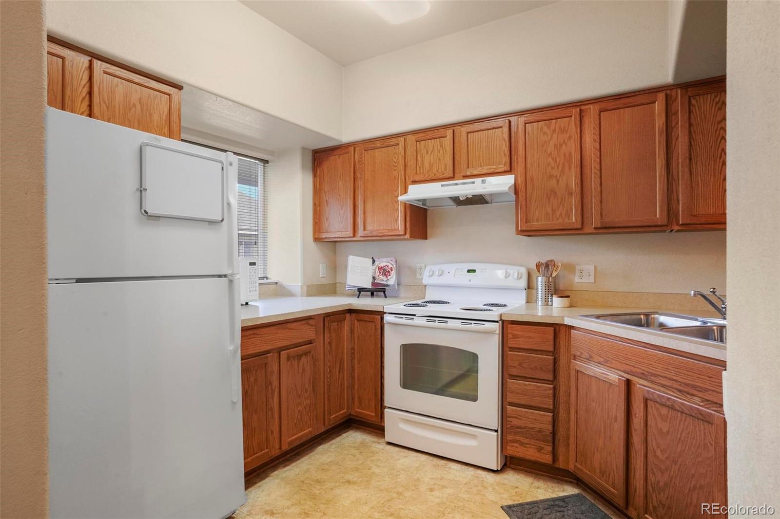 8690 Decatur Street, Unit 303 Westminster, CO 80031 - Photo 4 of 29
