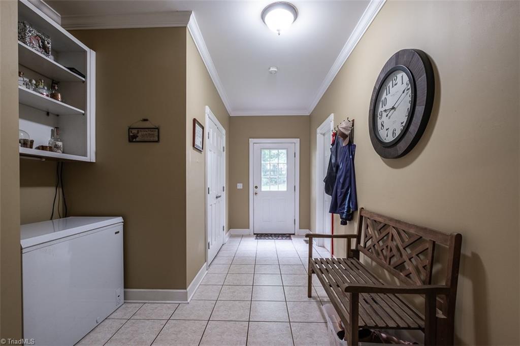 328 Laurelwood Road State Road, NC 28676 - Photo 18 of 39 Spacious mud room and laundry room located on main level.