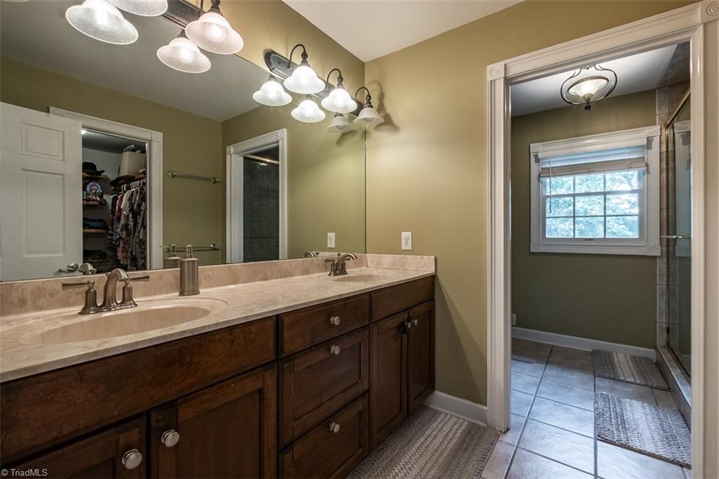 328 Laurelwood Road State Road, NC 28676 - Photo 25 of 39 Primary bedroom bath.