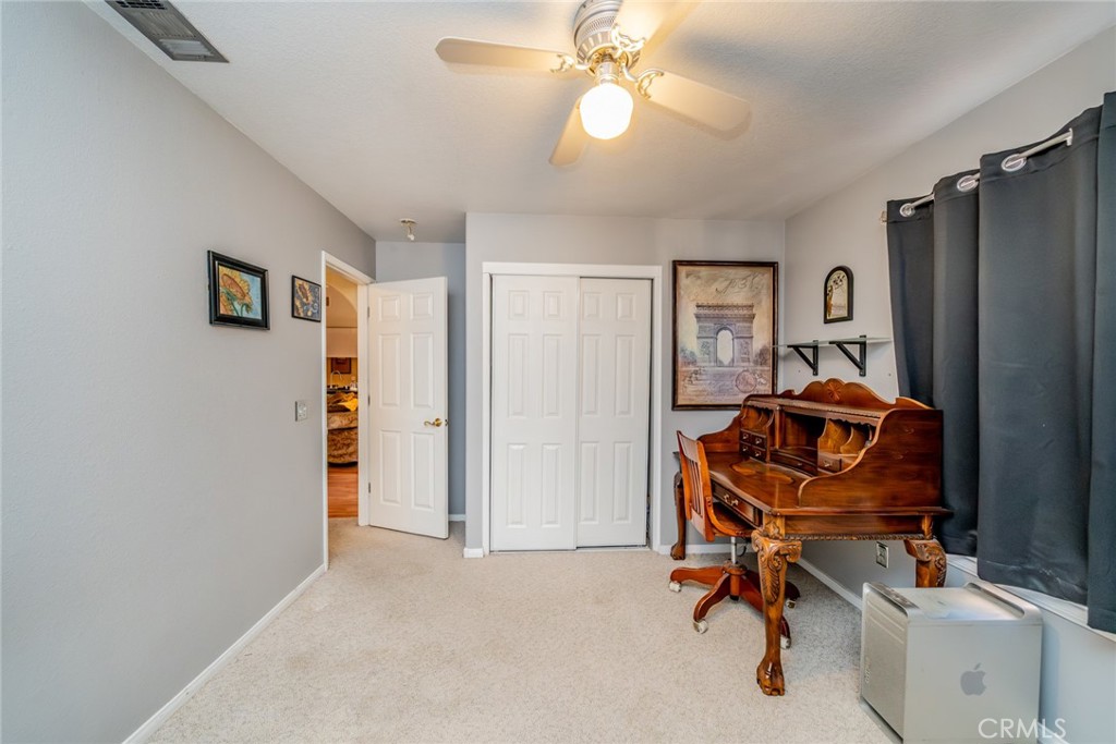 12274 Mountain Road Pinon Hills, CA 92372 - Photo 18 of 60