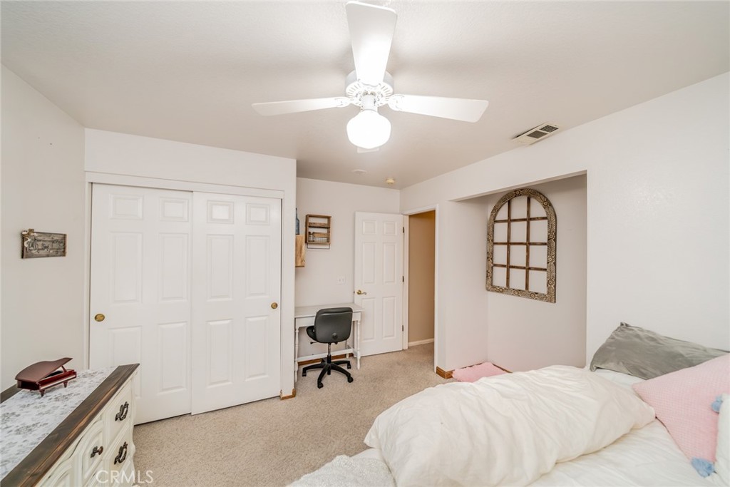 12274 Mountain Road Pinon Hills, CA 92372 - Photo 22 of 60