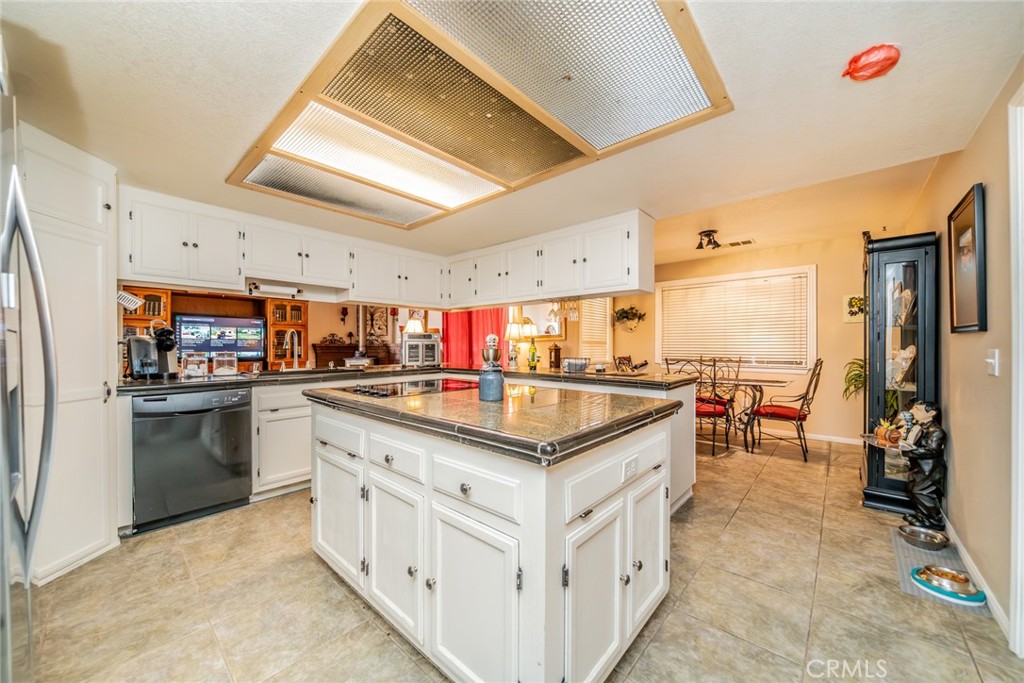 12274 Mountain Road Pinon Hills, CA 92372 - Photo 28 of 60