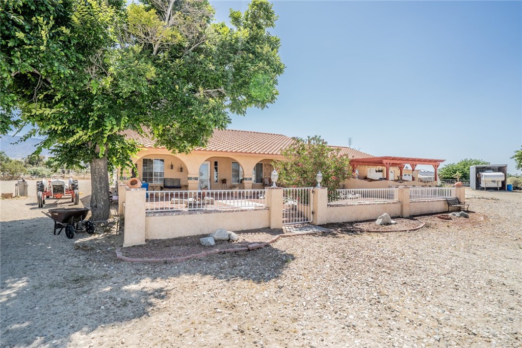 12274 Mountain Road Pinon Hills, CA 92372 - Photo 3 of 60