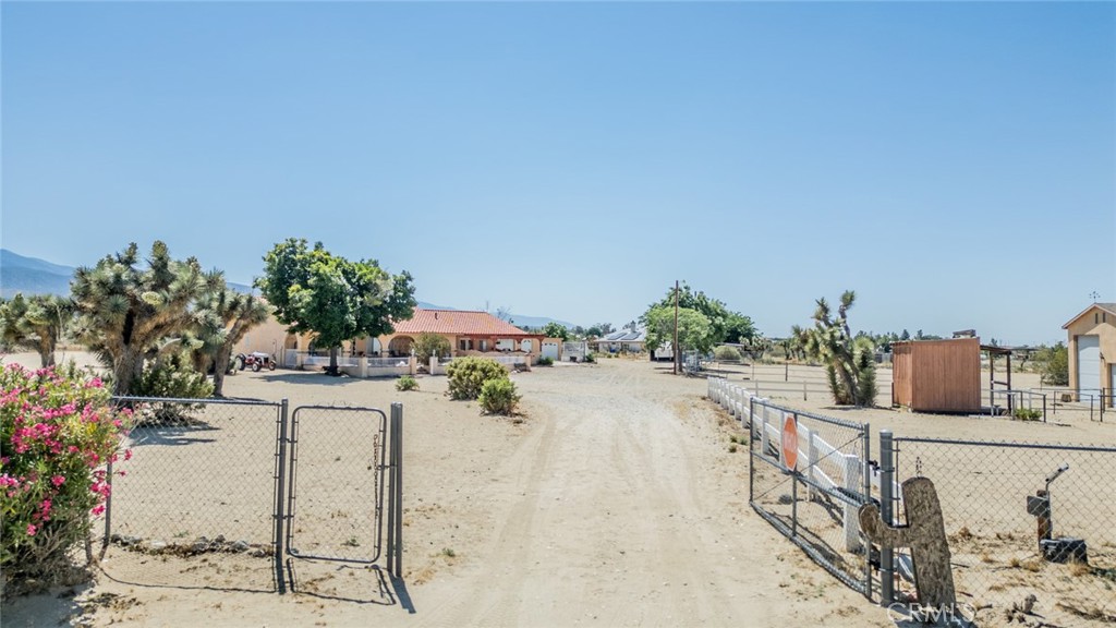 12274 Mountain Road Pinon Hills, CA 92372 - Photo 55 of 60