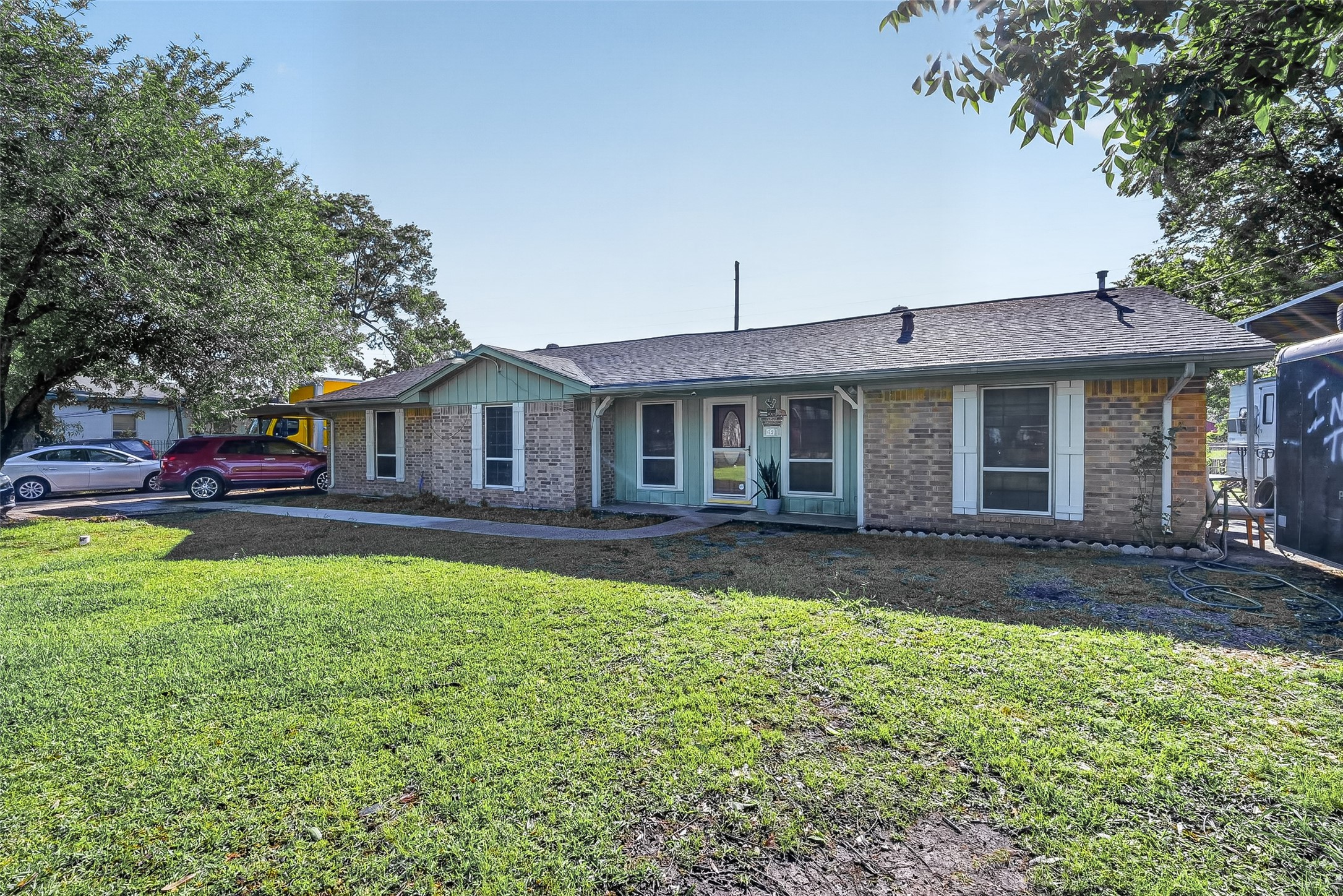 621 Elsbeth Road Channelview, TX 77530 - Photo 4 of 38
