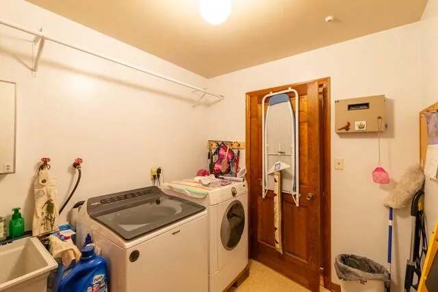 $750,000 | 27130 89th Street, Salem Lakes, WI 53168