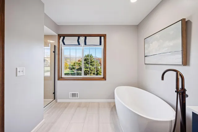 $574,900 | 525 Sycamore Lane North, Plymouth, MN 55441