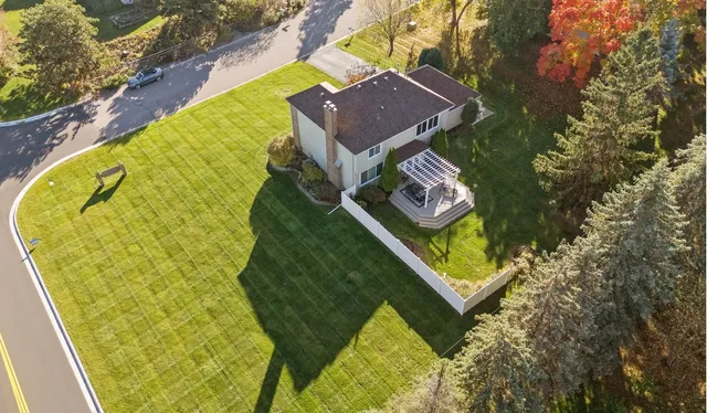 $574,900 | 525 Sycamore Lane North, Plymouth, MN 55441