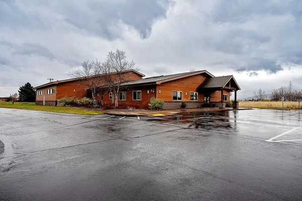 $2,999,999 | 6701 North Idaho Road, Newman Lake, WA 99025