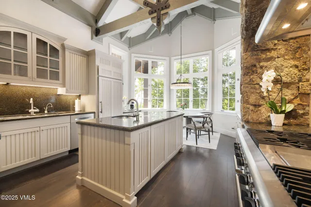 $6,875,000 | 1724 Paintbrush, Avon, CO 81620