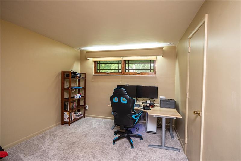 392 Profio Road McDonald, PA 15057 - Photo 14 of 23 Gallery Image 14