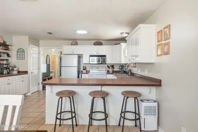 $209,500 | 10411 3rd Avenue, D'Iberville, MS 39540