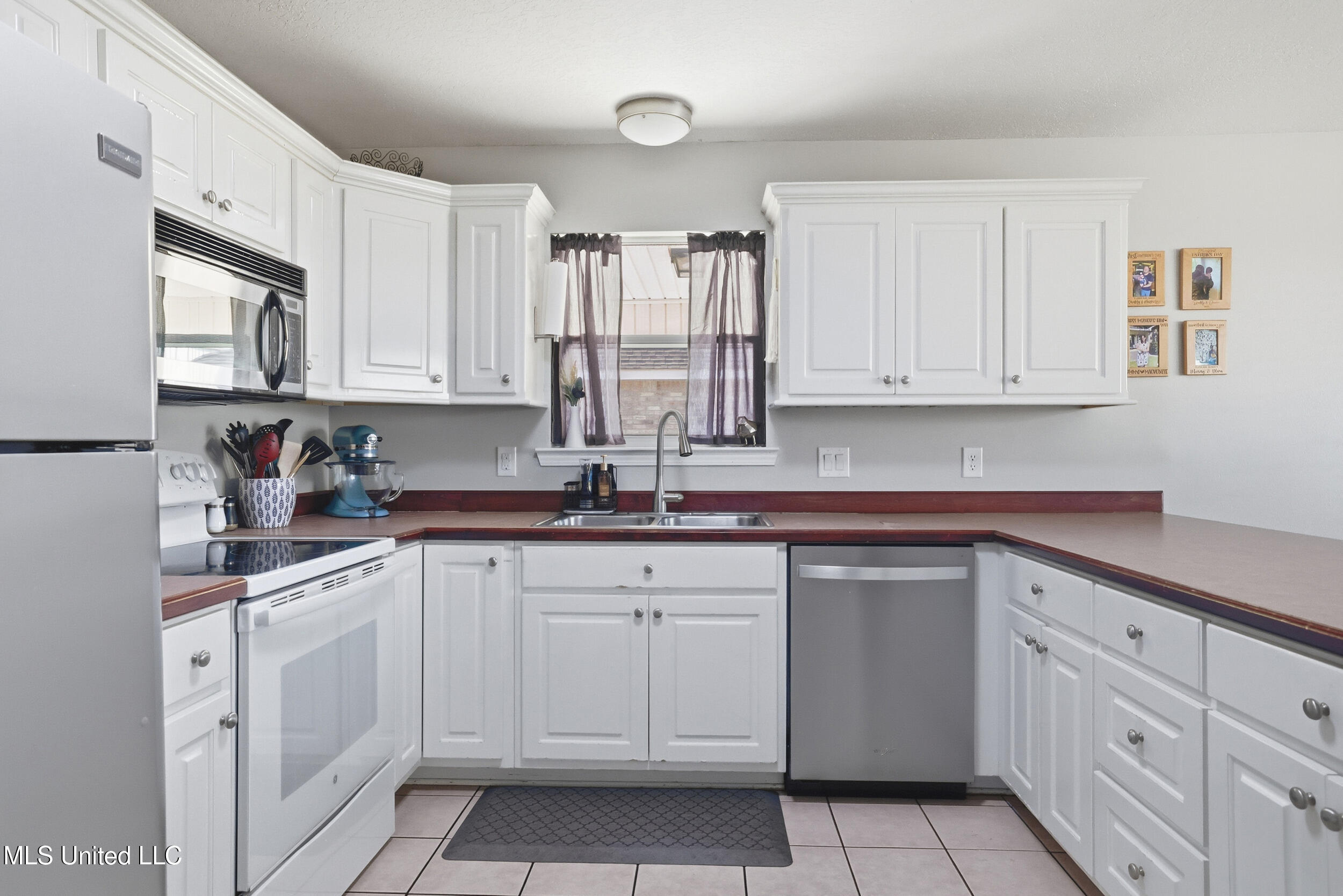 10411 3rd Avenue D'Iberville, MS 39540 - Photo 10 of 35 15_r6__1239