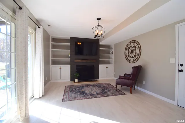 $265,000 | 4419 Woodglen Lane, Mount Vernon, IL 62864