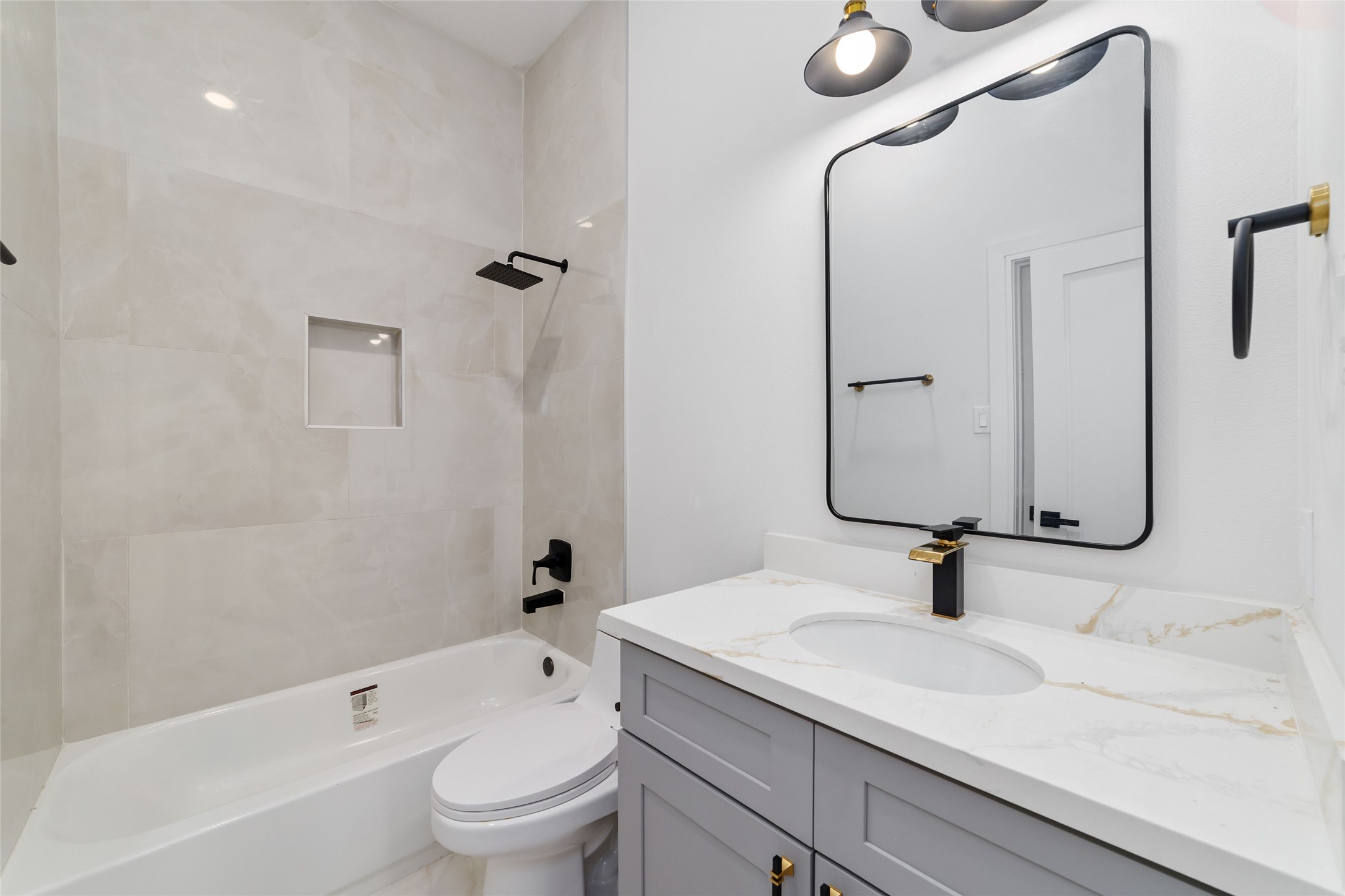 6715 England Street Houston, TX 77021 - Photo 10 of 25
