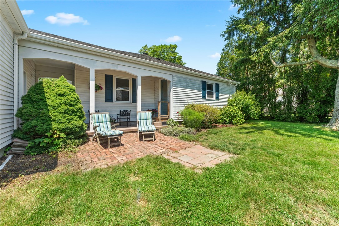 118 Beach Road Bristol, RI 02809 - Photo 14 of 24