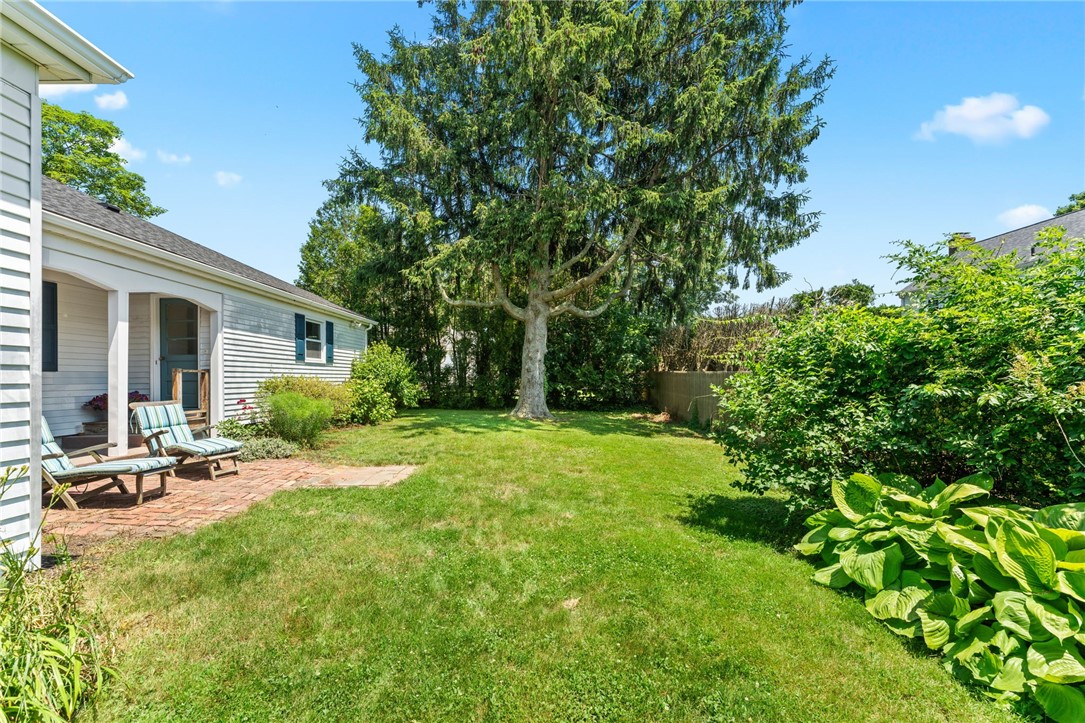 118 Beach Road Bristol, RI 02809 - Photo 16 of 24