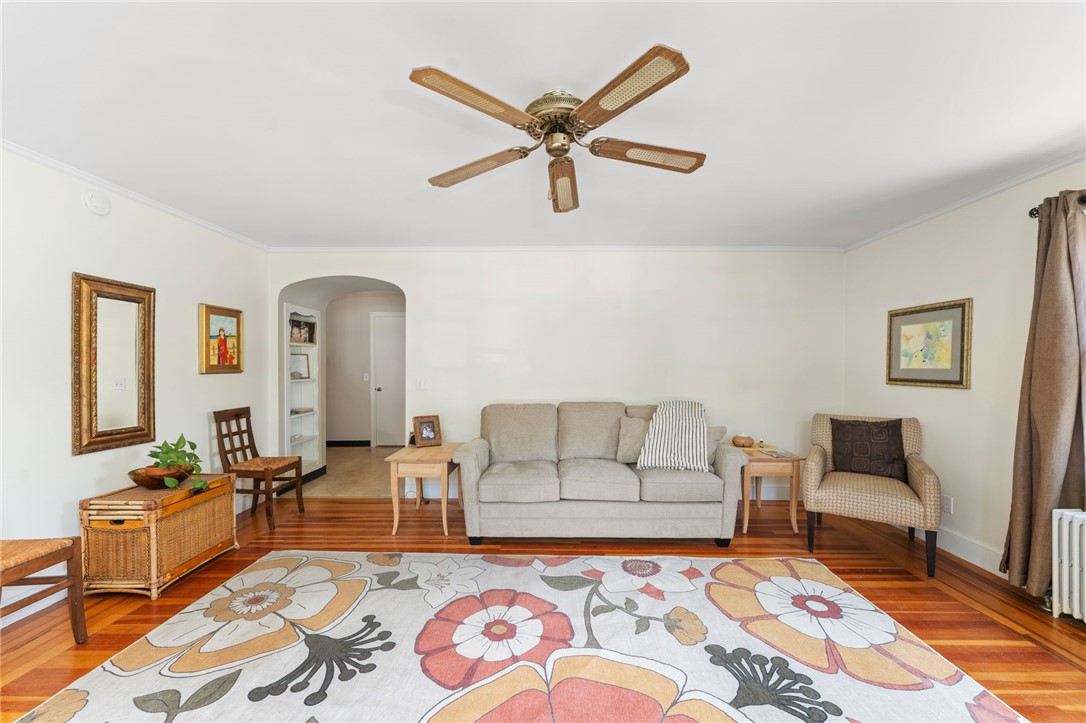 118 Beach Road Bristol, RI 02809 - Photo 4 of 24