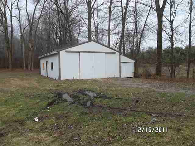 6284 Shea Road Marine City, MI 48039 - Photo 9 of 11 31096737-8.JPG