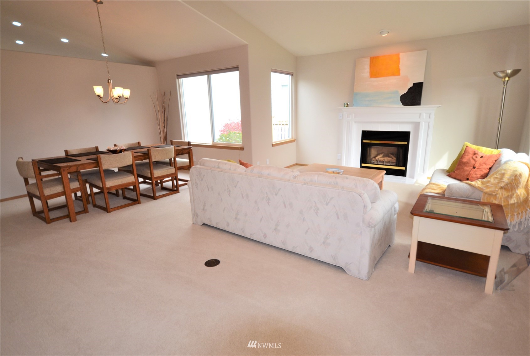 12216 Northeast 169th Street Bothell, WA 98011 - Photo 3 of 13 Gallery Image 3