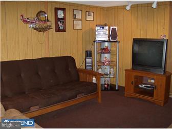 5219 North Springfield Road Clifton Heights, PA 19018 - Photo 4 of 9