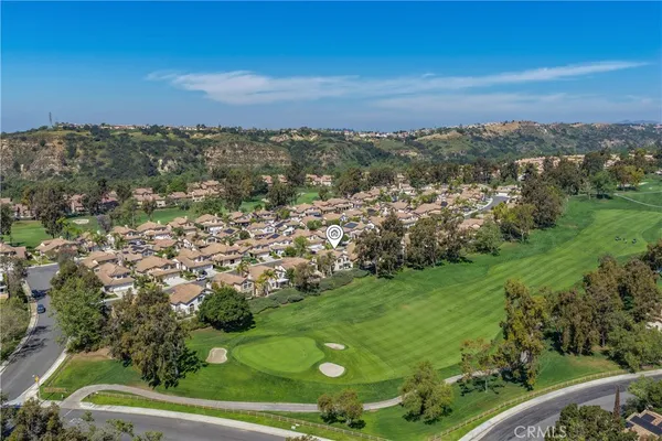 $1,549,000 | 34 Reata, Rancho Santa Margarita, CA 92688