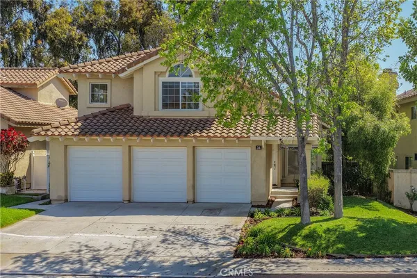 $1,549,000 | 34 Reata, Rancho Santa Margarita, CA 92688