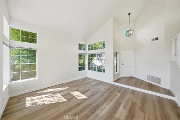 $1,549,000 | 34 Reata, Rancho Santa Margarita, CA 92688