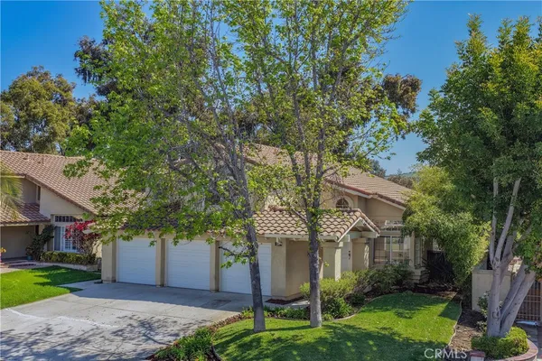$1,549,000 | 34 Reata, Rancho Santa Margarita, CA 92688