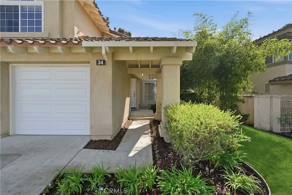 $1,549,000 | 34 Reata, Rancho Santa Margarita, CA 92688