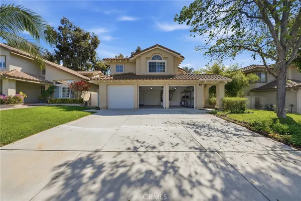 $1,549,000 | 34 Reata, Rancho Santa Margarita, CA 92688
