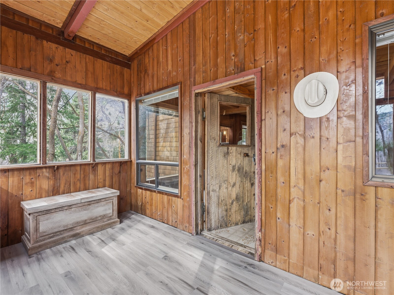 9606 Entiat River Road Entiat, WA 98822 - Photo 8 of 40 Gallery Image 8