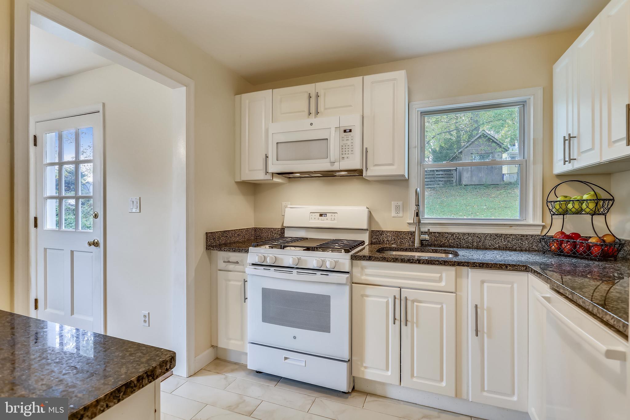 3103 Blueford Road Kensington, MD 20895 - Photo 14 of 43 Gallery Image 14