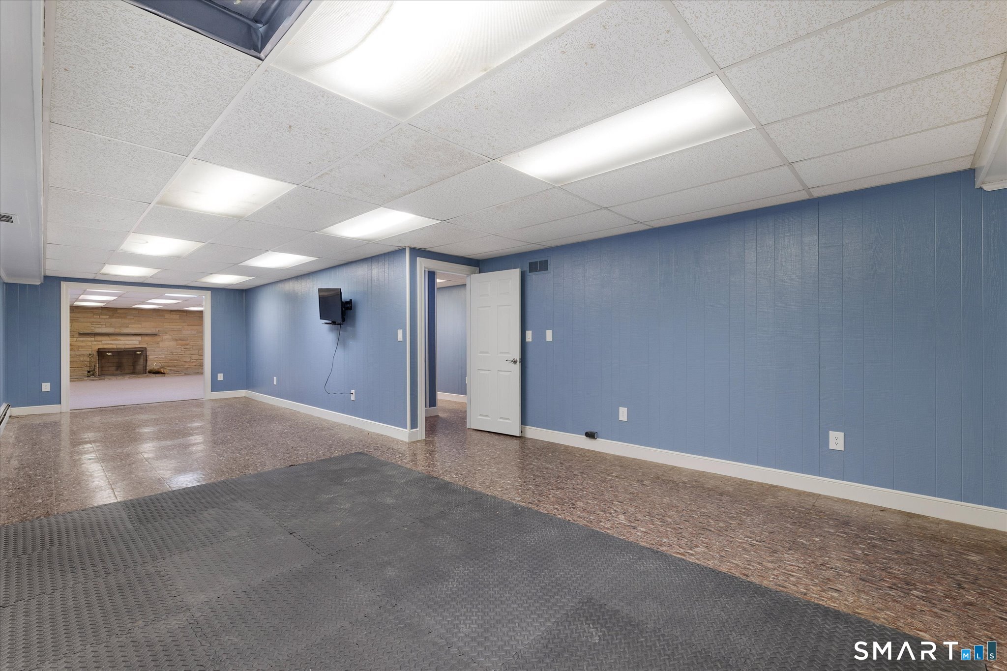 1 Maple Lane Thompson, CT 06277 - Photo 32 of 40