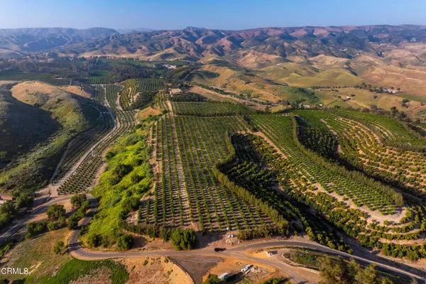 $3,900,000 | 15295 Middle Ranch Road, Moorpark, CA 93021